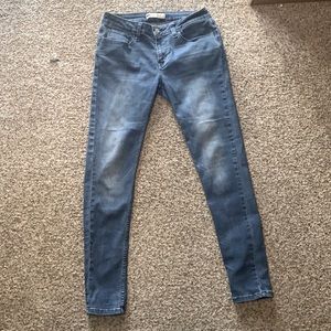 Levi’s skinny jeans